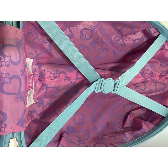 American Tourister Disney Princess 18" Hard Side Rolling Kids Suitcase Easy Pull - Picture 14 of 14